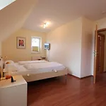 Dhh Wald * Kellenhusen